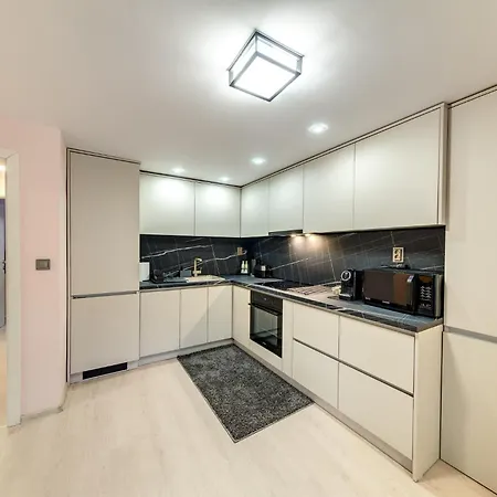 за гости райково Apartman Szmoljan