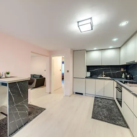 за гости райково Szmoljan