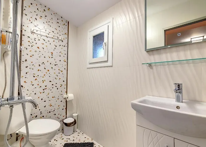 за гости райково * سموليان